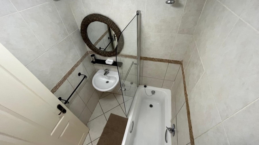 2 Bedroom Property for Sale in Jeffreys Bay Central Eastern Cape
